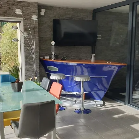 Lägenhet Les Agapanthes Avec Piscine Et Chauffee Dans Votre